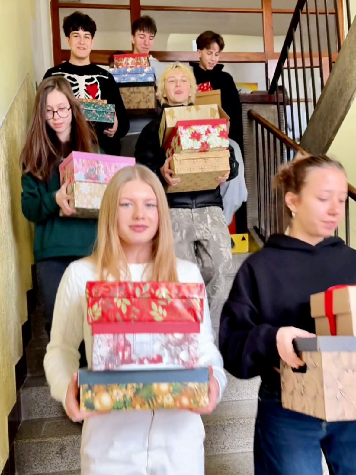 „Koľko lásky sa zmestí do krabice od topánok“