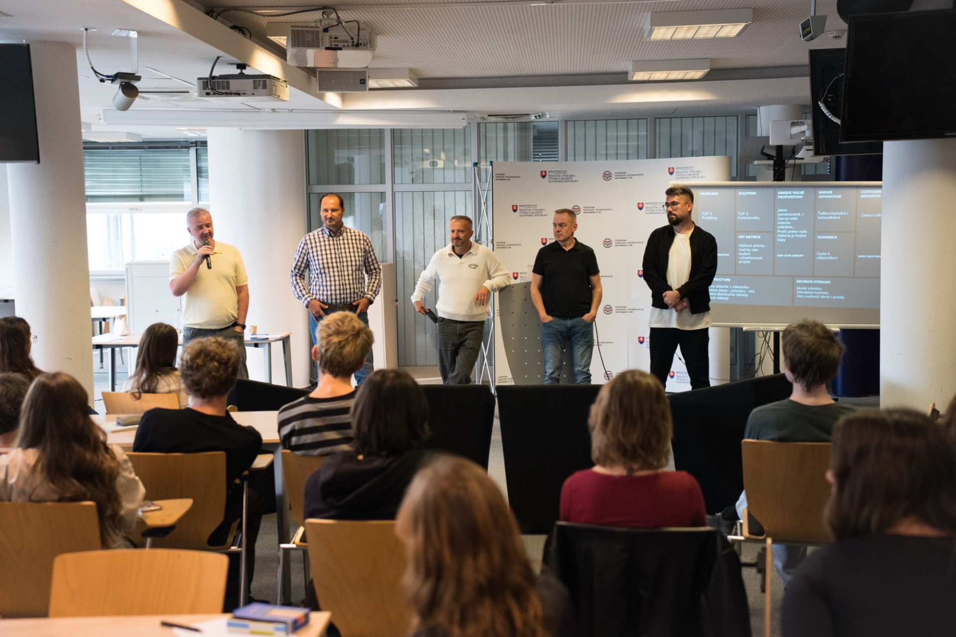 Naši žiaci vykročili na cestu startupového podnikania